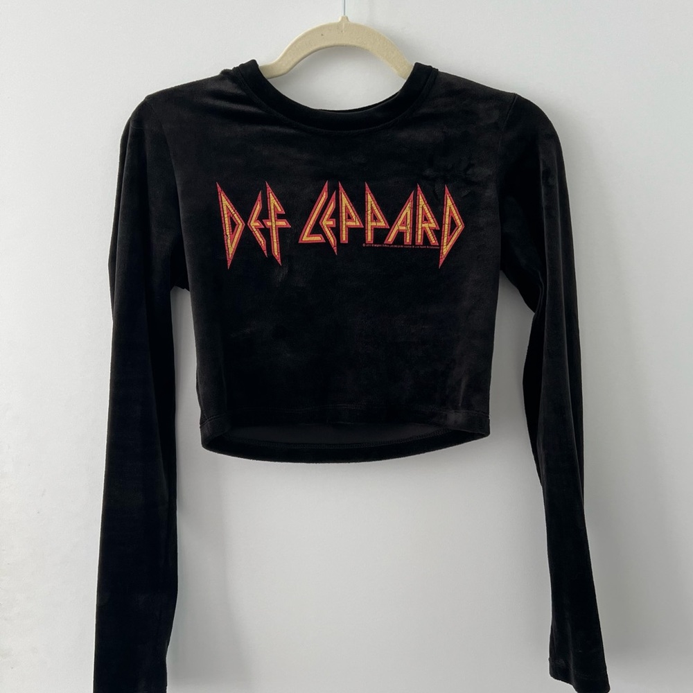 Velour velvet cropped top